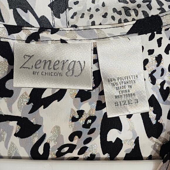 Chico's Zenergy Jacket Hooded Animal Print 3/4 Sleeve Lightweight Zip Up‎ Size 3 - Picture 4 of 8
